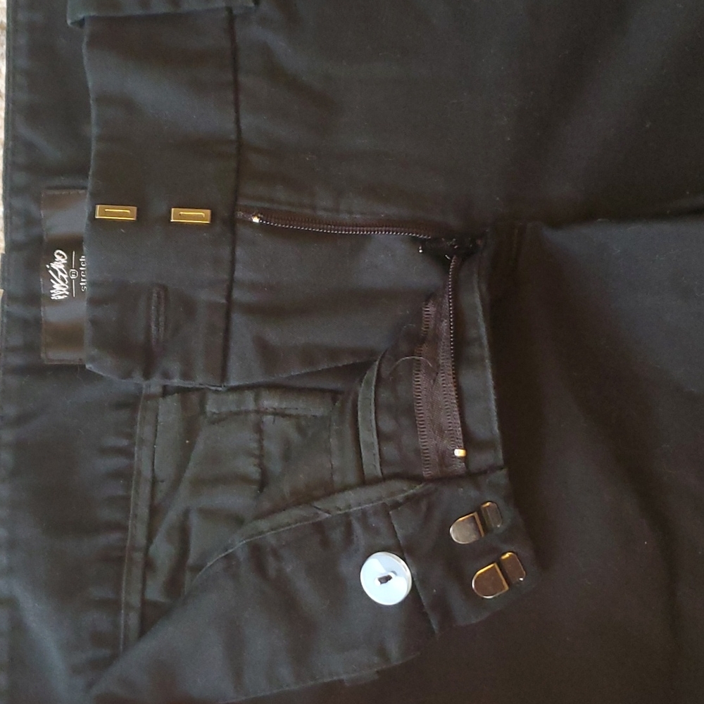 2/$28 Massimo Dress shorts - Picture 2 of 4